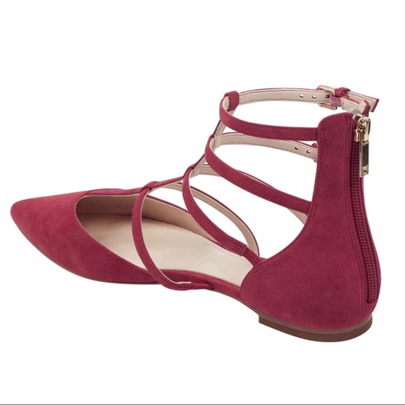 Caged Flat Shoe - Picture 4 of 10